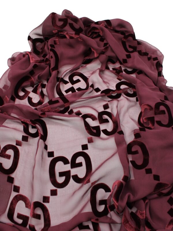 Stola Gucci in seta GG bordeaux