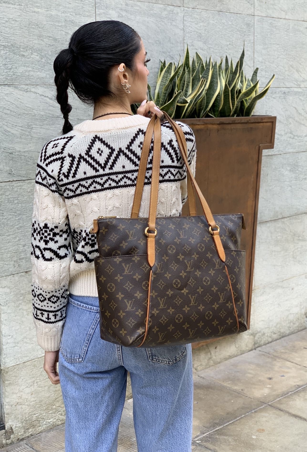 Borsa Louis Vuitton Totally MM thumb