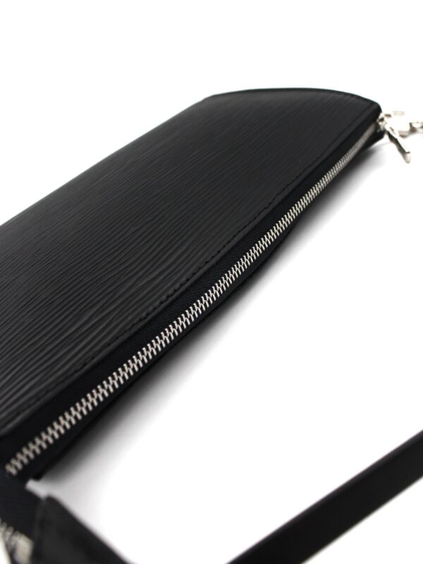 Pochette Louis Vuitton in Pelle Epi Nera