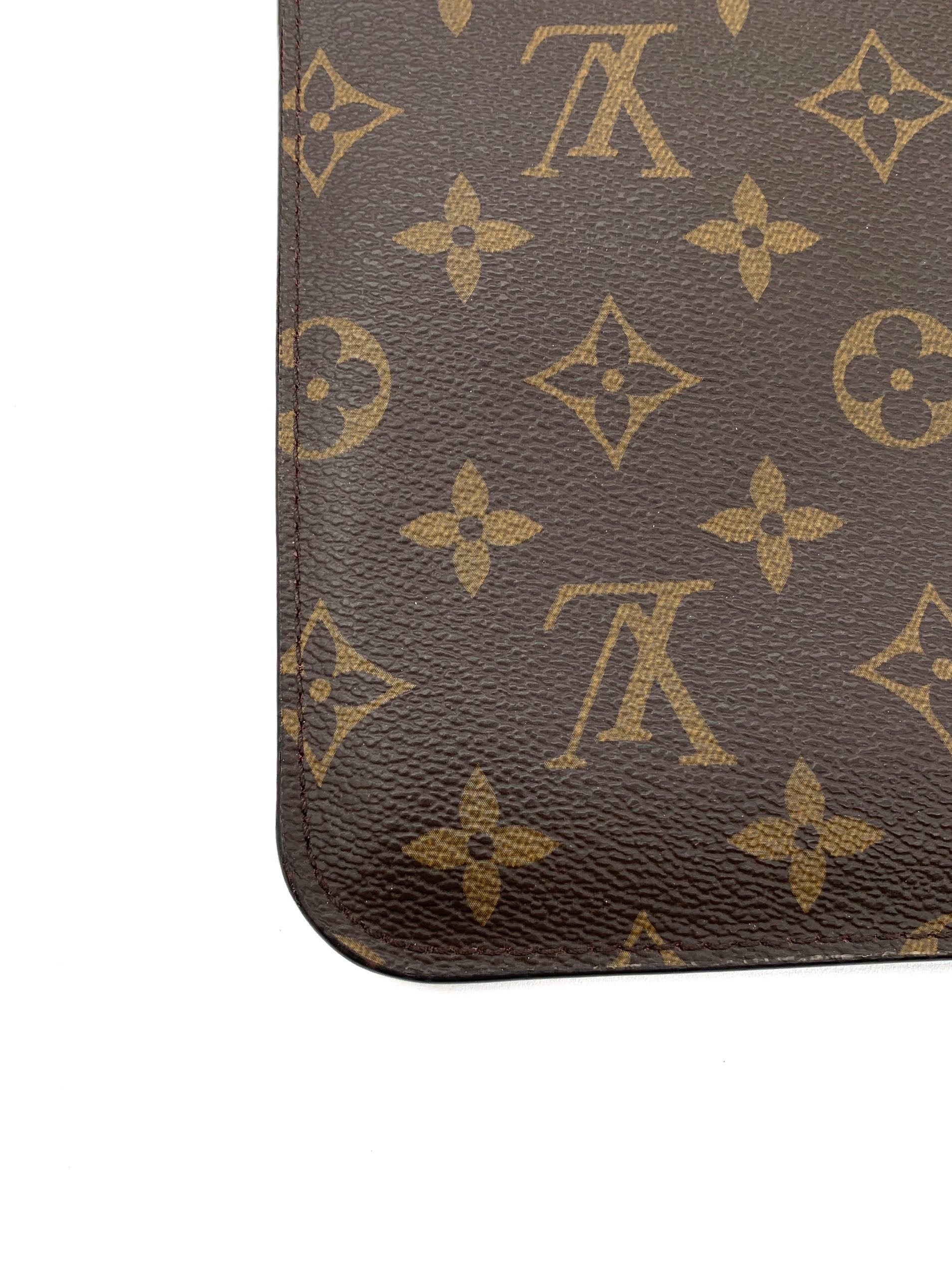 Pochette Louis Vuitton Piatta Monogram thumb