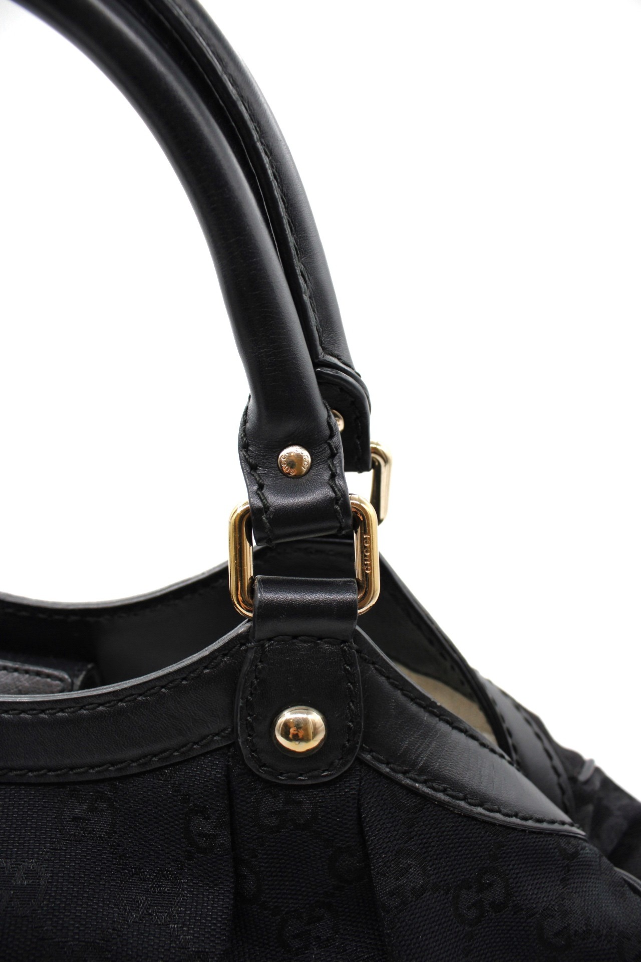 Borsa Gucci Sukey In Tessuto GG e Pelle Nera thumb