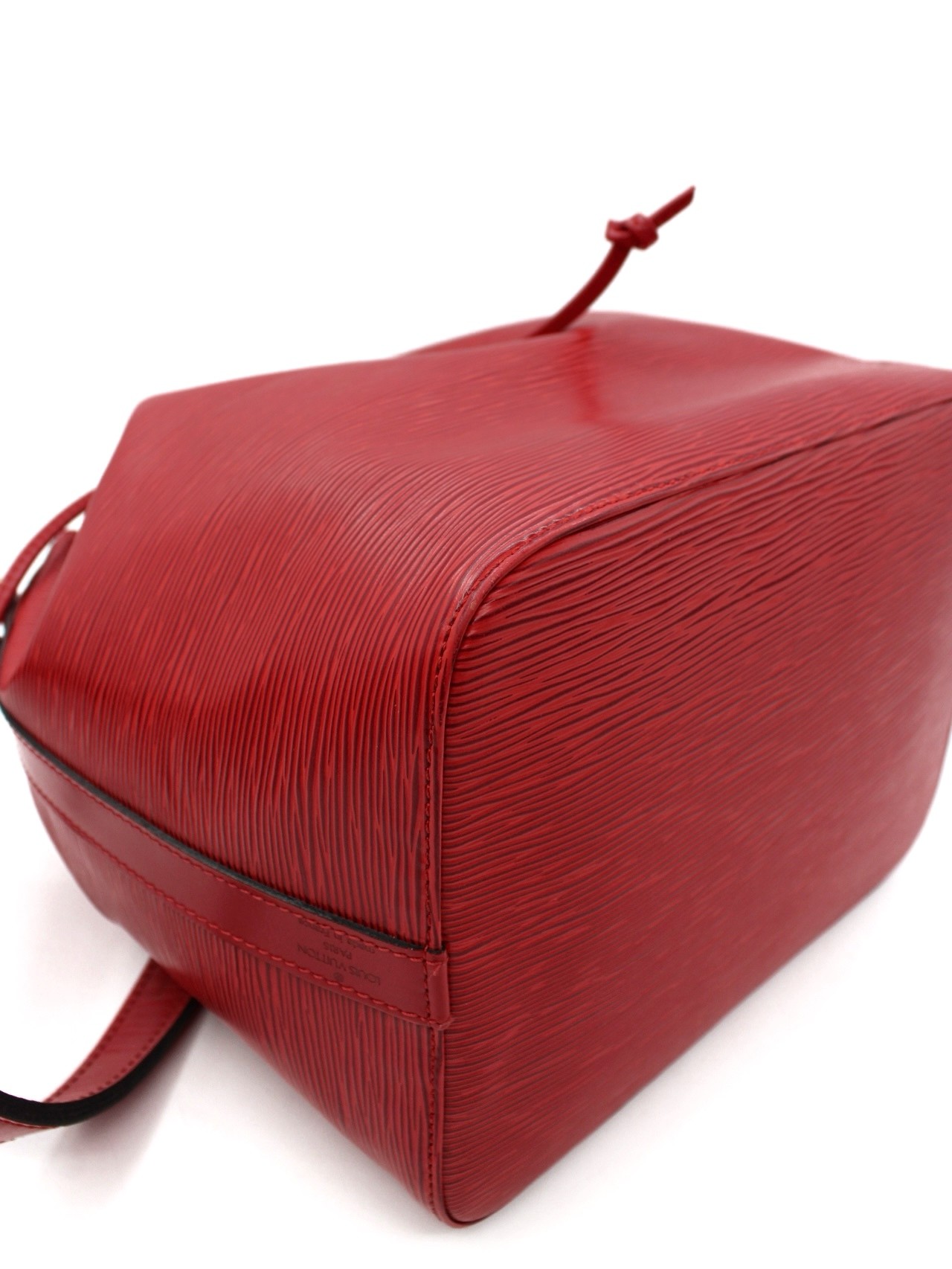 Borsa Louis Vuitton Petit Noé in Pelle Epi Rossa thumb