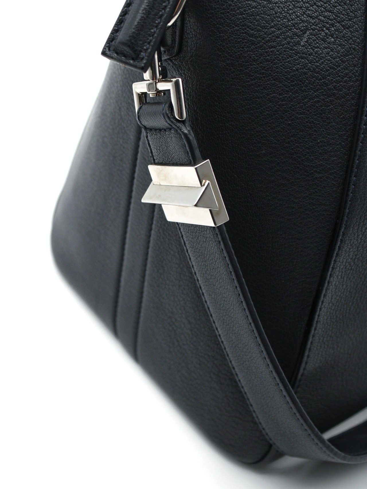 Borsa Givenchy Antigona in pelle blu notte thumb