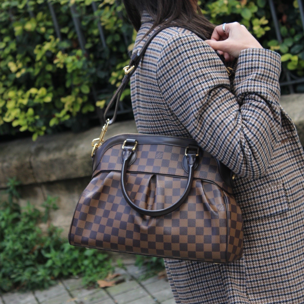 Borsa Louis Vuitton Trevi PM Damier Ebene thumb