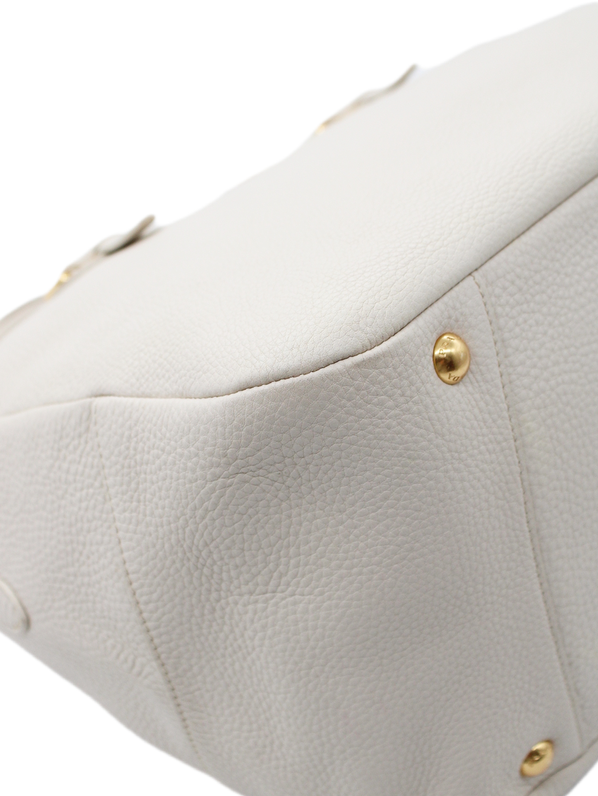 Shopper Prada in pelle martellata thumb