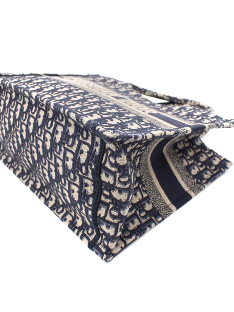 Borsa Dior Tote Book media thumb