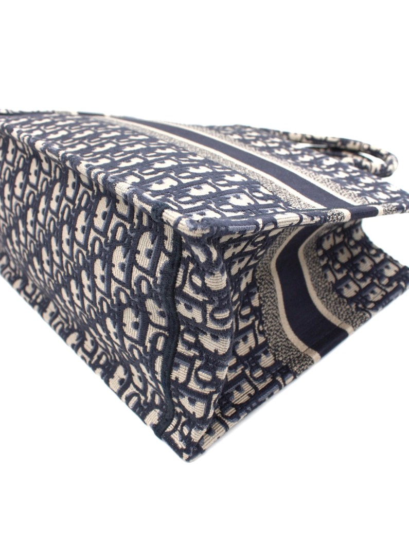 Borsa Dior Tote Book media thumb