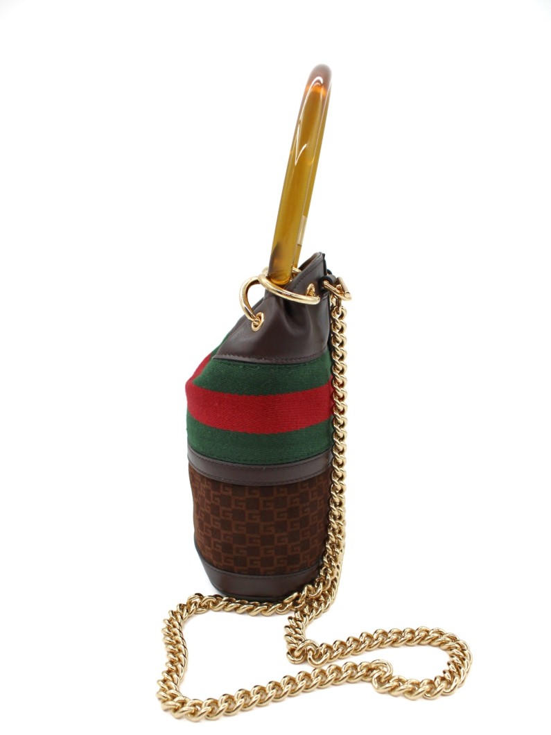 Secchiello Gucci GG Marmont in velvet e pelle thumb