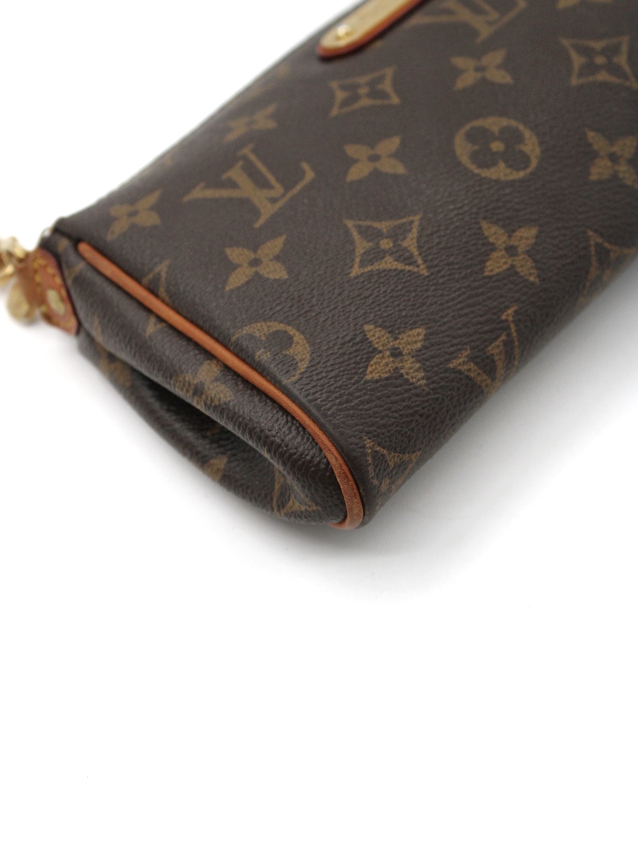 Pochette Louis Vuitton Eva In Monogram thumb
