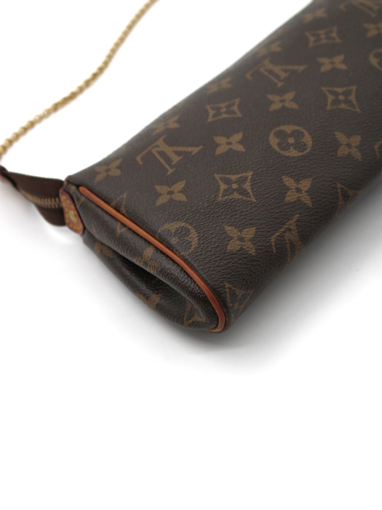 Pochette Louis Vuitton Eva In Monogram thumb