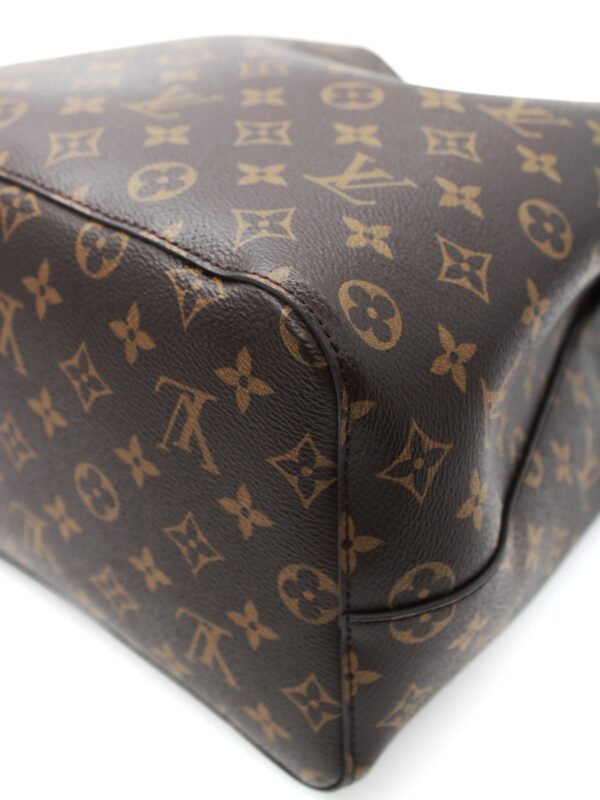 Borsa Louis Vuitton NéoNoé MM in monogram ed inserti rossi