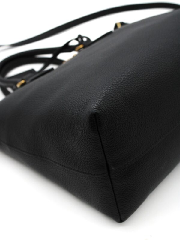 Shopper Prada in pelle nera martellata