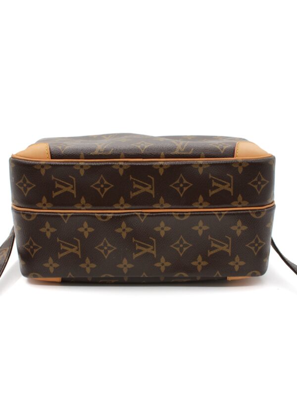 Borsa Louis Vuitton Nil monogram