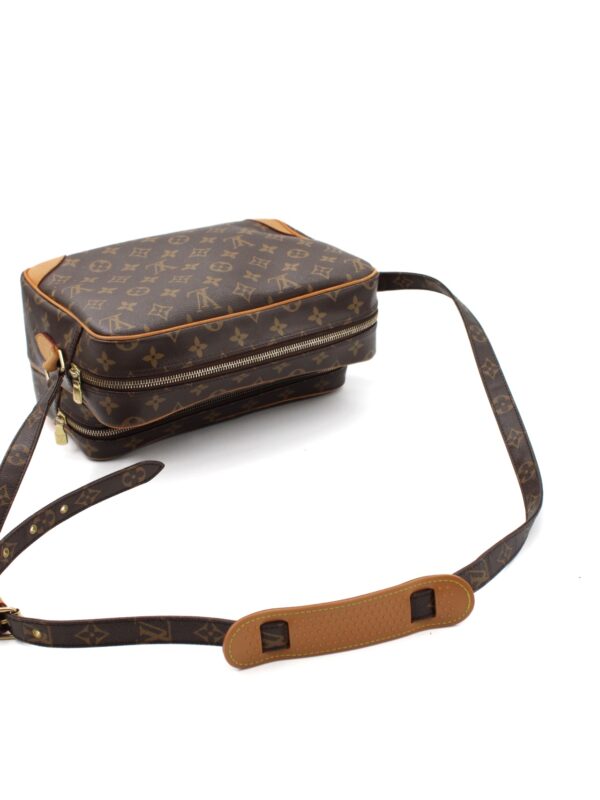 Borsa Louis Vuitton Nil monogram