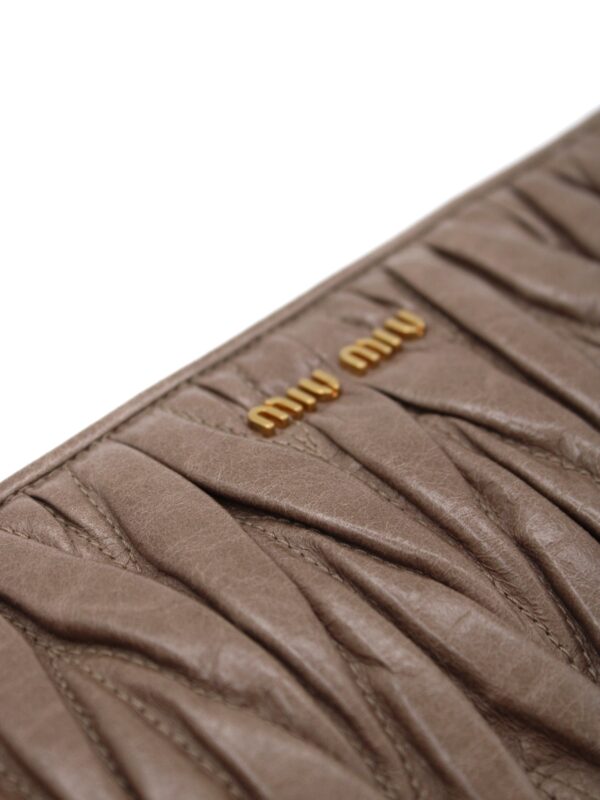 Pochette Miu Miu in pelle Matelassé