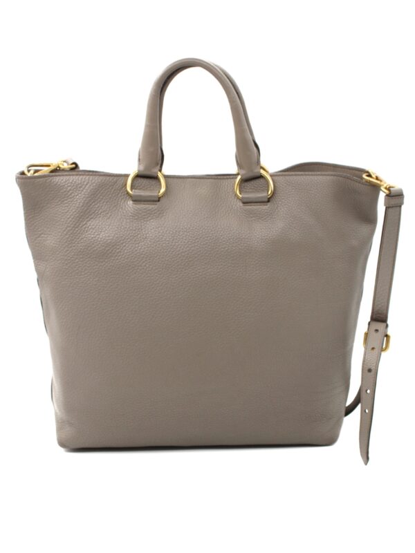 Shopper Prada in pelle martellata