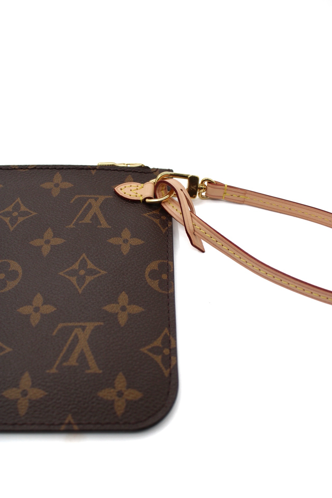 Pochette Louis Vuitton Piatta Classica thumb