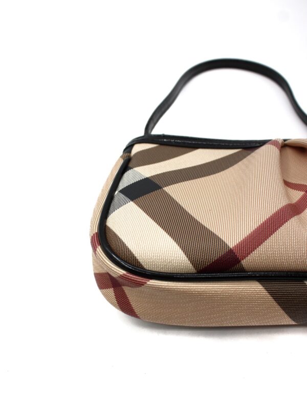 Pochette Burberry In Tela Plastificata e Pelle Nera
