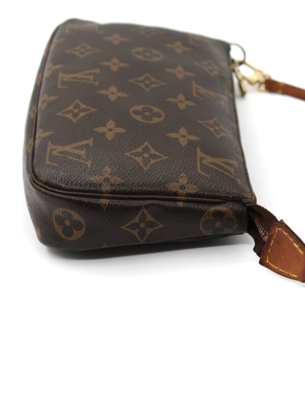 Pochette Louis Vuitton Accessoires in monogram