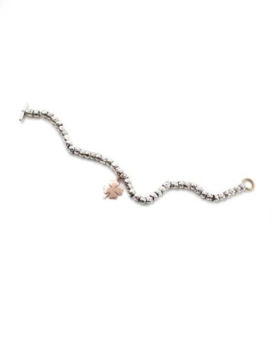 Bracciale DoDo Granelli Con Charm Quadrifoglio