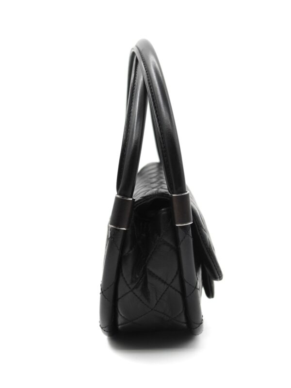 Privato: Borsa Chanel Hula Hoop