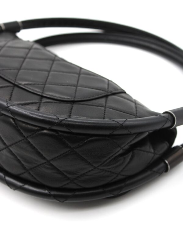 Privato: Borsa Chanel Hula Hoop