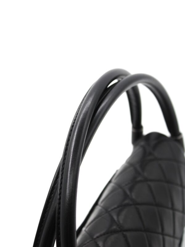 Privato: Borsa Chanel Hula Hoop