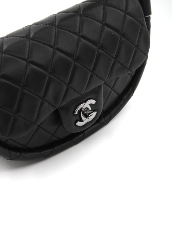 Privato: Borsa Chanel Hula Hoop