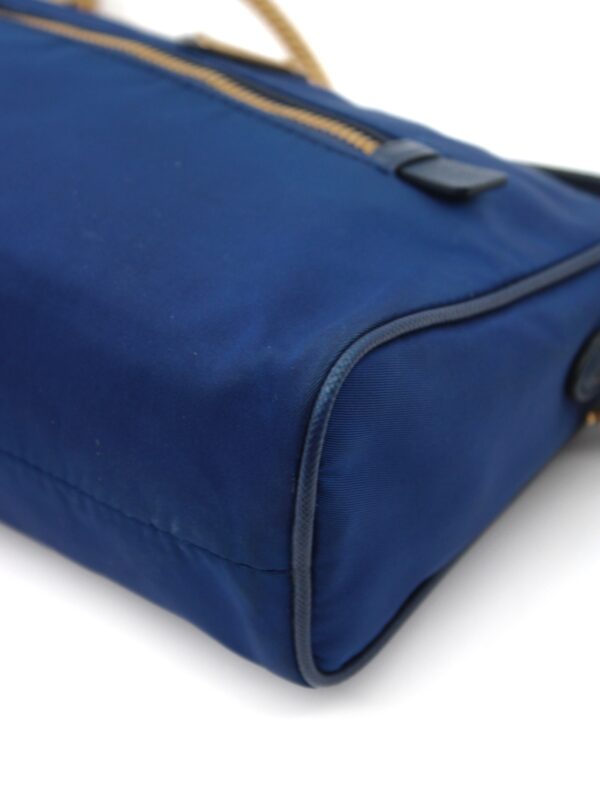Borsa Prada in tela vela blu