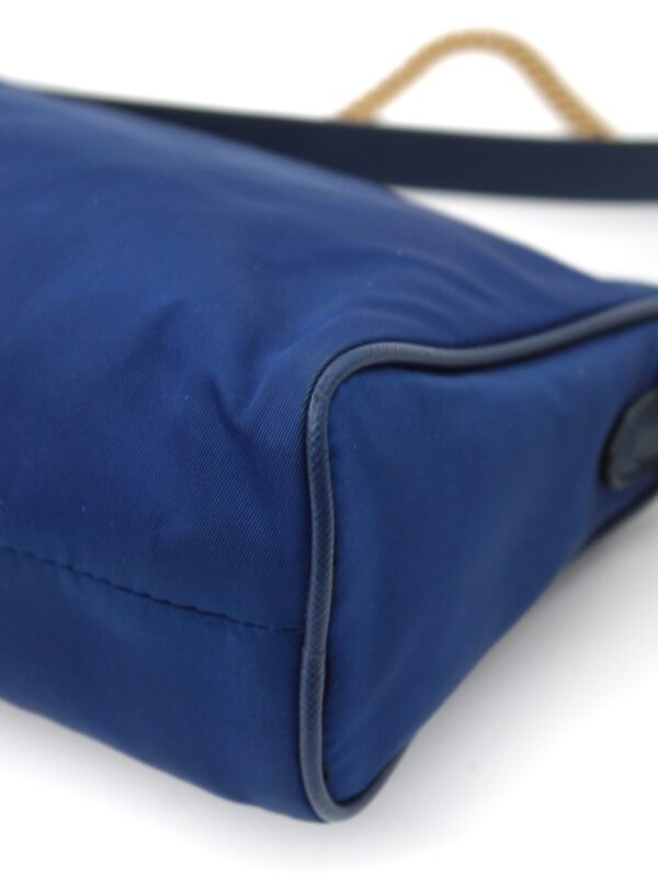 Borsa Prada in tela vela blu