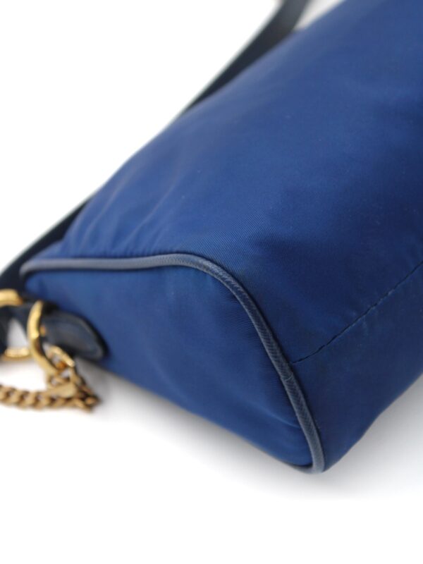 Borsa Prada in tela vela blu