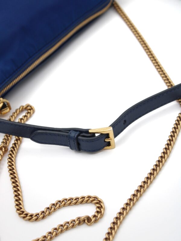 Borsa Prada in tela vela blu