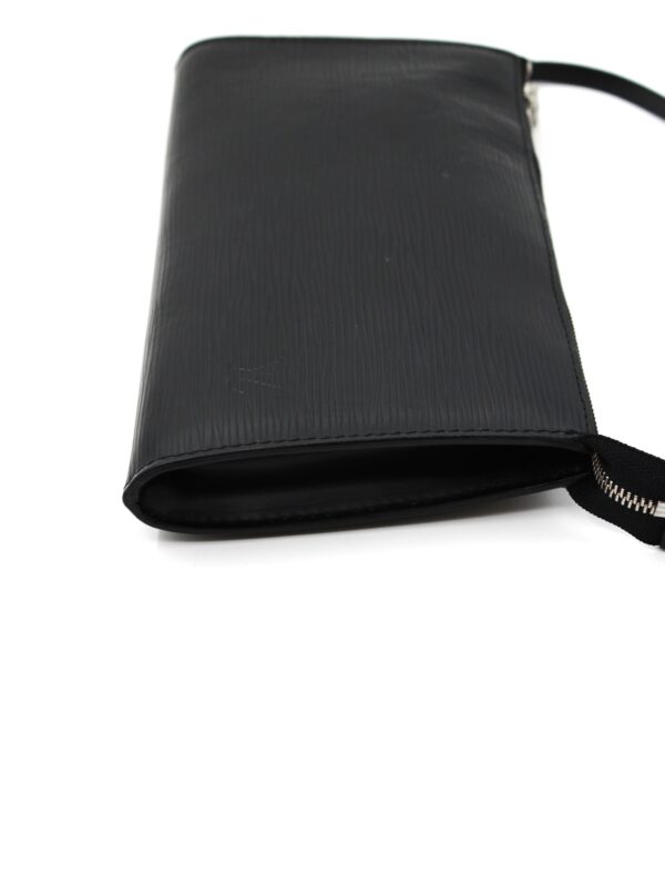 Privato: Pochette Louis Vuitton in pelle Epi