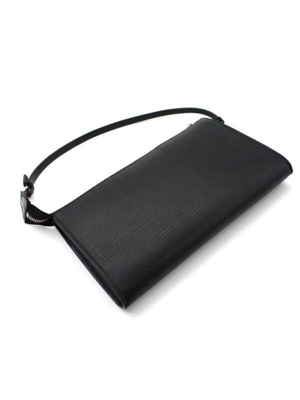 Privato: Pochette Louis Vuitton in pelle Epi