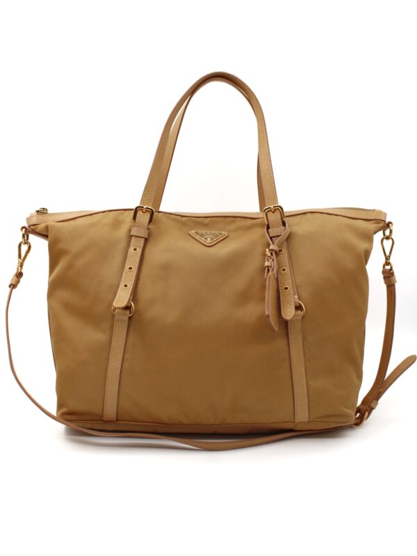 Shooper Prada in Tela vela