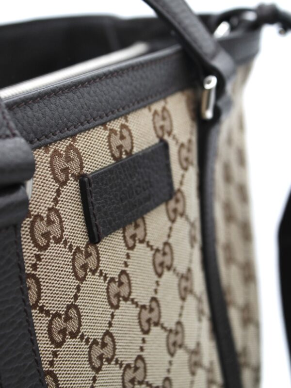 Borsa Gucci in tessuto GG con tracolla