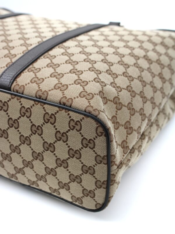 Borsa Gucci in tessuto GG con tracolla