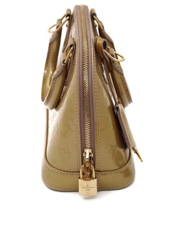 Privato: Louis Vuitton Alma BB in pelle vernis