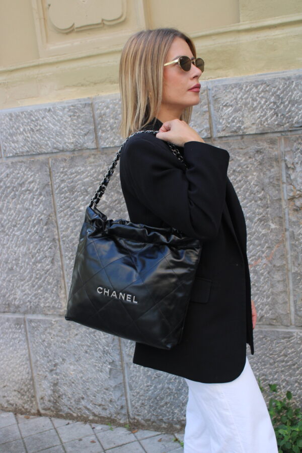 Borsa Chanel 22 misura piccola