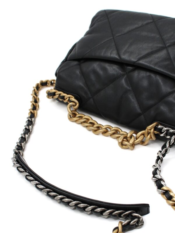 Privato: Borsa Chanel 19 misura grande