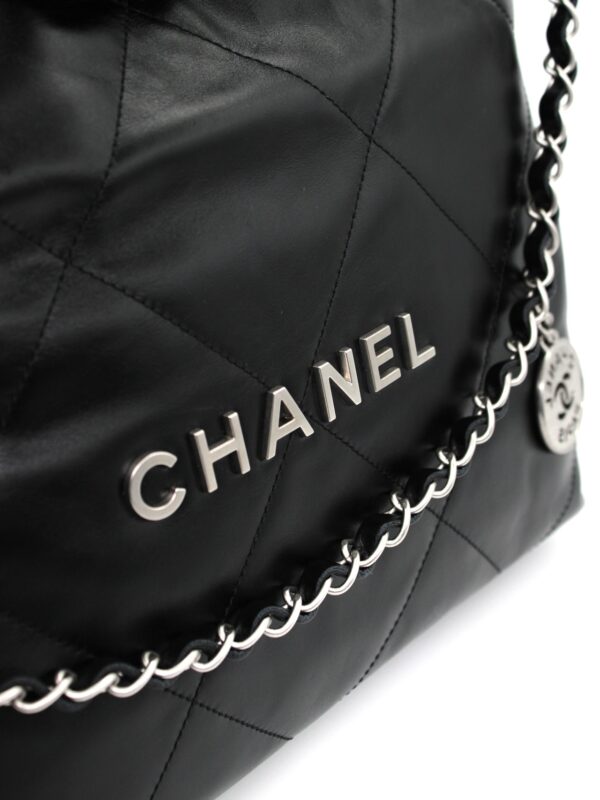 Privato: Borsa Chanel 22