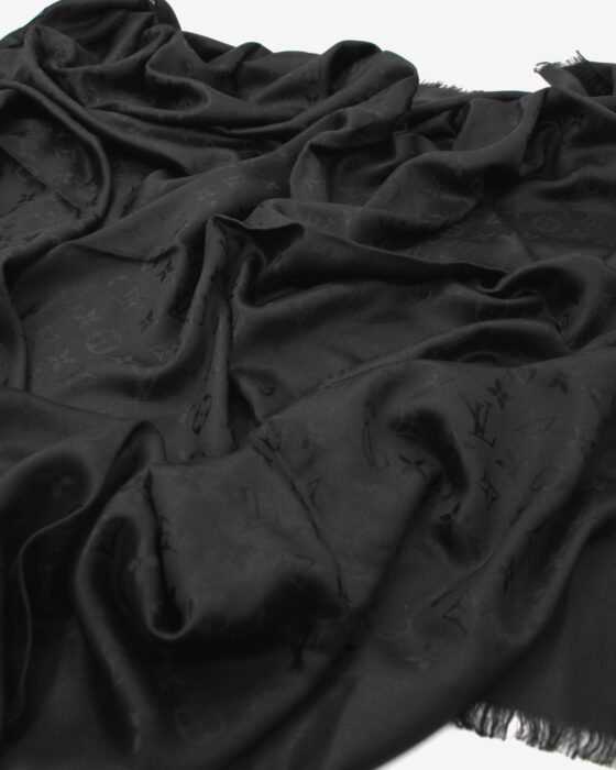 Privato: Scialle Louis Vuitton Monogram Nero