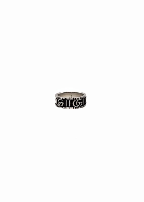 Anello Gucci a fascia larga GG Marmont