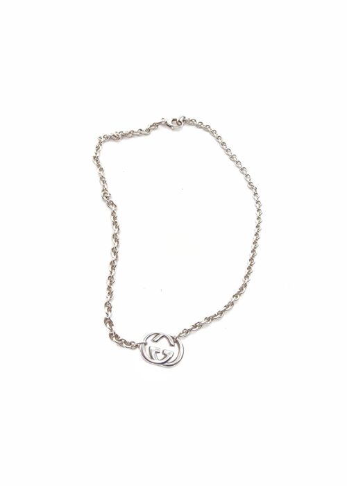 Collana Gucci con ciondolo GG